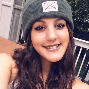 Meet your Posher, Nikki